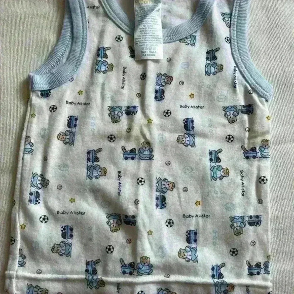 Bundle of 8 Baby Clothes 0-3 Month Used Great Condition Carter, Old Navy & more - Picture 11 of 12